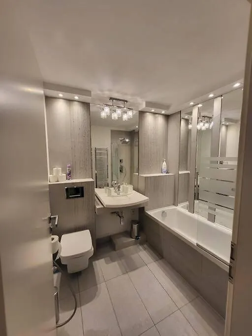 Apartamenty - Mi Premium Warsaw Apartment